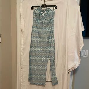 Wild Fable Blue and White Garment